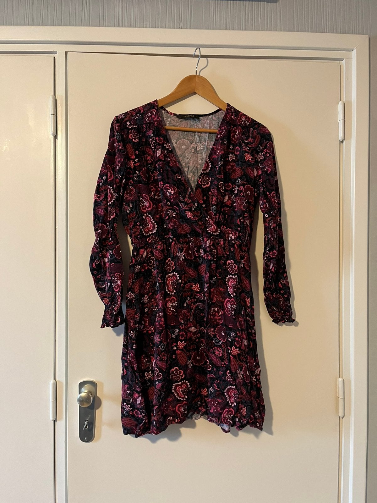 Supertrash jurk maat M zgan dames, Ophalen of Verzenden, Zo goed als nieuw, Maat 38/40 (M), Boven de knie