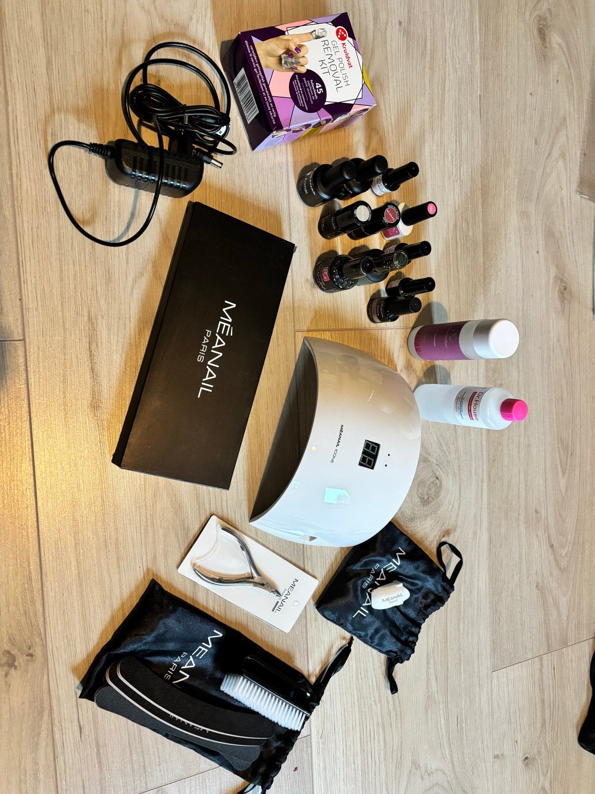 MEANAIL UV lamp voor gellak met accessoires en nagellak, Ophalen, Wit, Zo goed als nieuw, Handen en Nagels