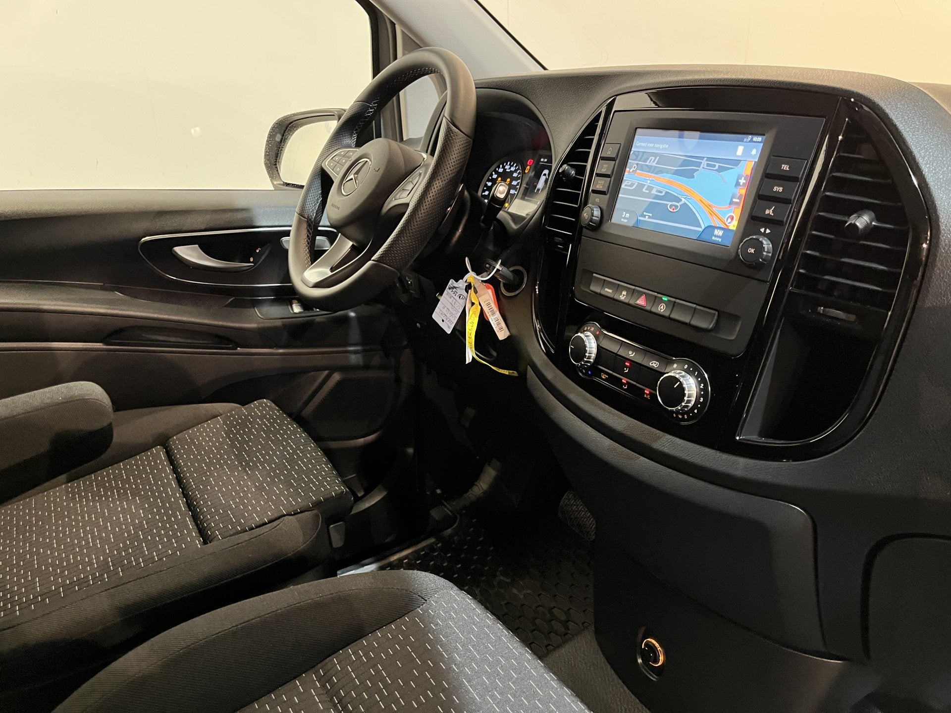 Mercedes-Benz Vito 116 CDI Lang Automaat / Euro 6 / Airco /, Auto's, Bestelauto's, Automaat, 4 cilinders, 2000 kg, 1960 kg