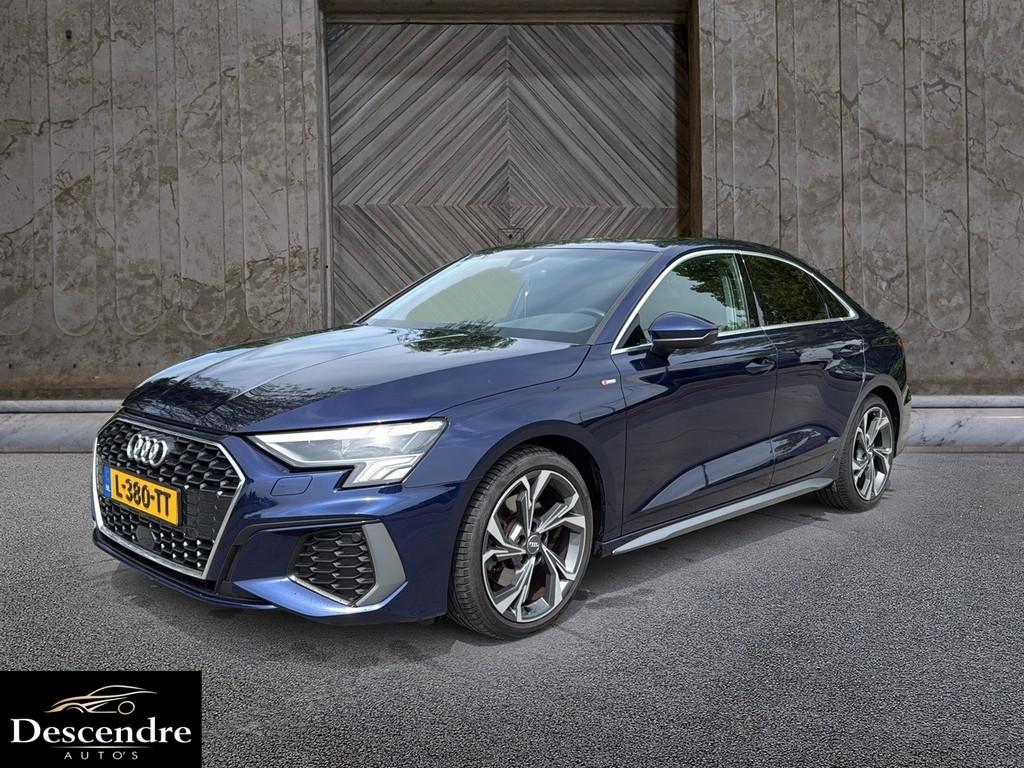 Audi A3 Limousine 35 TFSI edition one (bj 2020, automaat), 4 cilinders, Blauw, Bedrijf, 690 kg