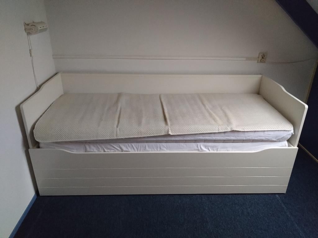 Slaapbank/Onderschuifbed, Ophalen, Gebruikt, Wit, Tweepersoons