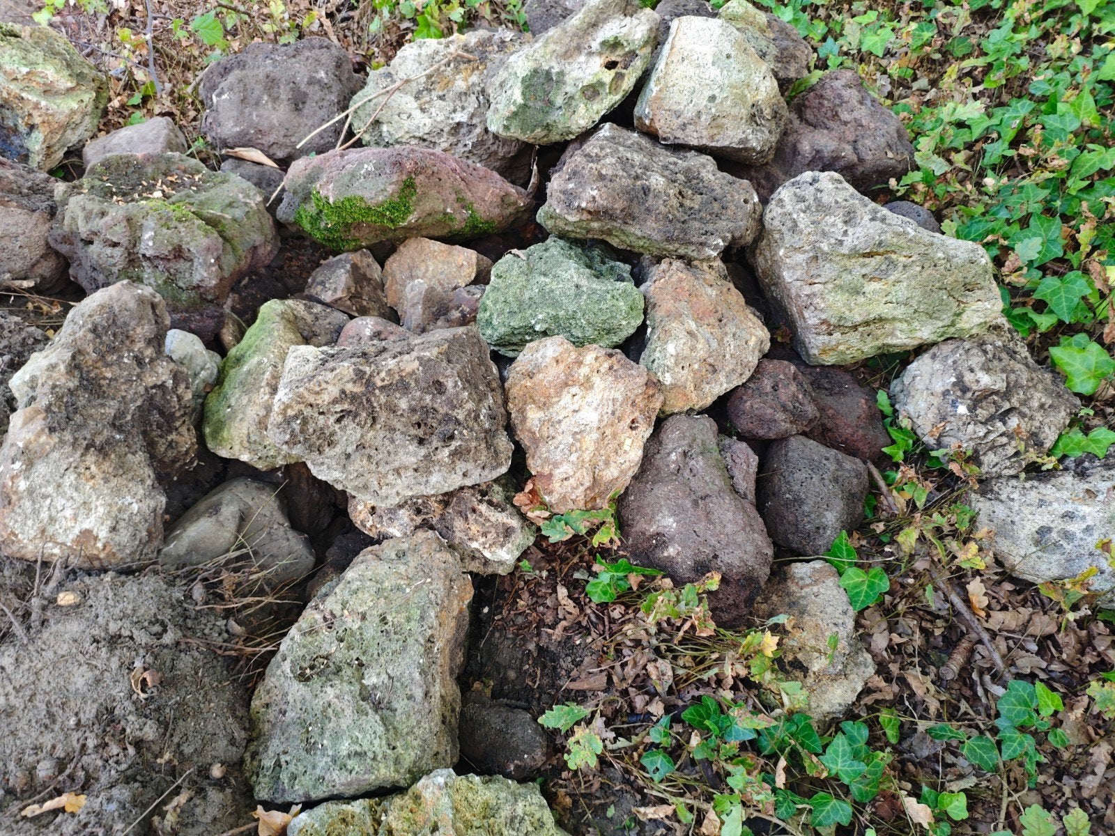 Diverse rotsen en keien voor tuin of decoratie, Tuin en Terras, Ophalen, Overige materialen, Gebruikt, Kei
