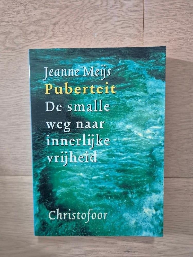 Puberteit, Ophalen of Verzenden, Gamma, Gelezen, WO