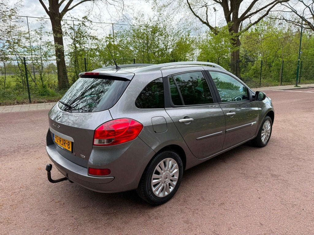 Renault Clio Estate 1.2 TCE Collection Airco / Cruise / Trek, Voorwielaandrijving, Euro 5, 535 kg, Gebruikt
