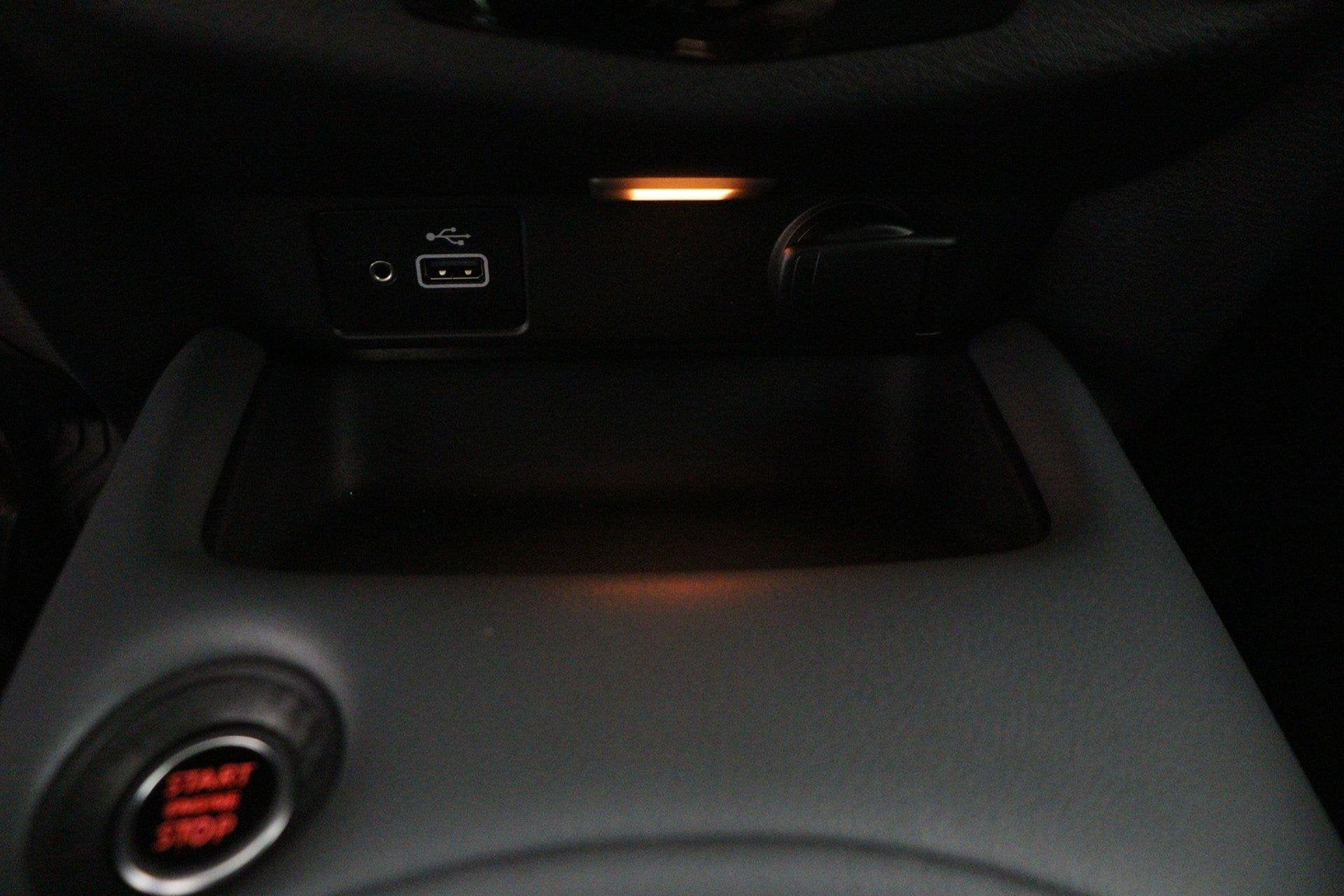 Foto 46 van Nissan Juke 1.0 DIG-T N-Connecta Automaat | Apple Carplay/An
