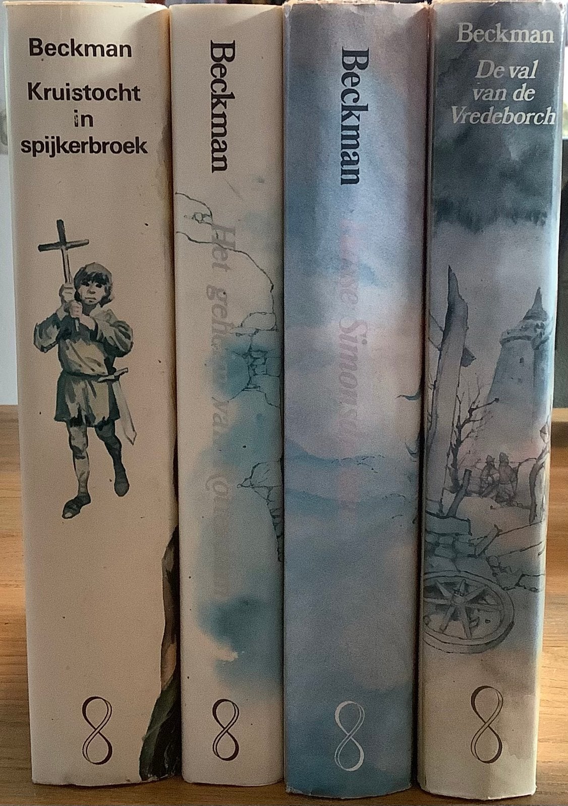 Thea Beckman, 4 Hardcovers, Boeken, Ophalen of Verzenden, Gelezen, Thea Beckman