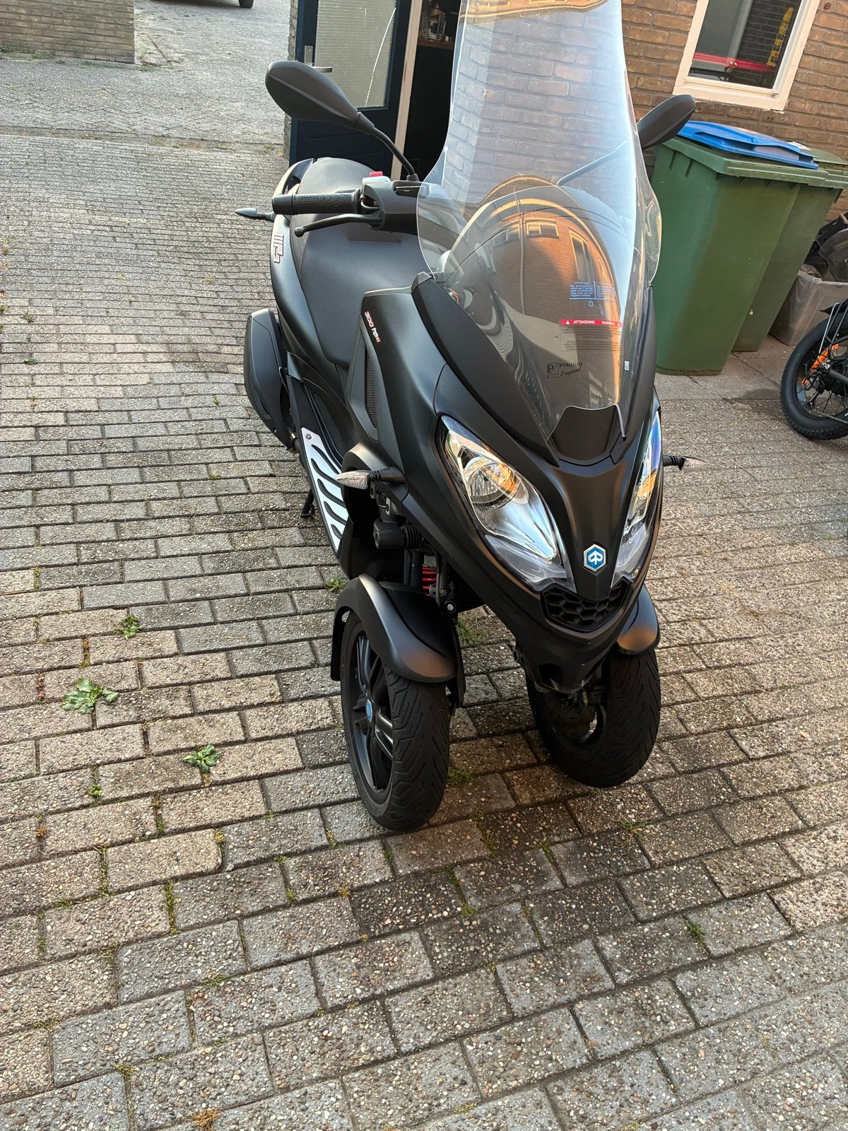Piaggio MP3 300 HPE Sport - Zo goed als nieuw, Fietsen en Brommers, Scooters | Piaggio, Ophalen, Overige modellen, Maximaal 45 km/u