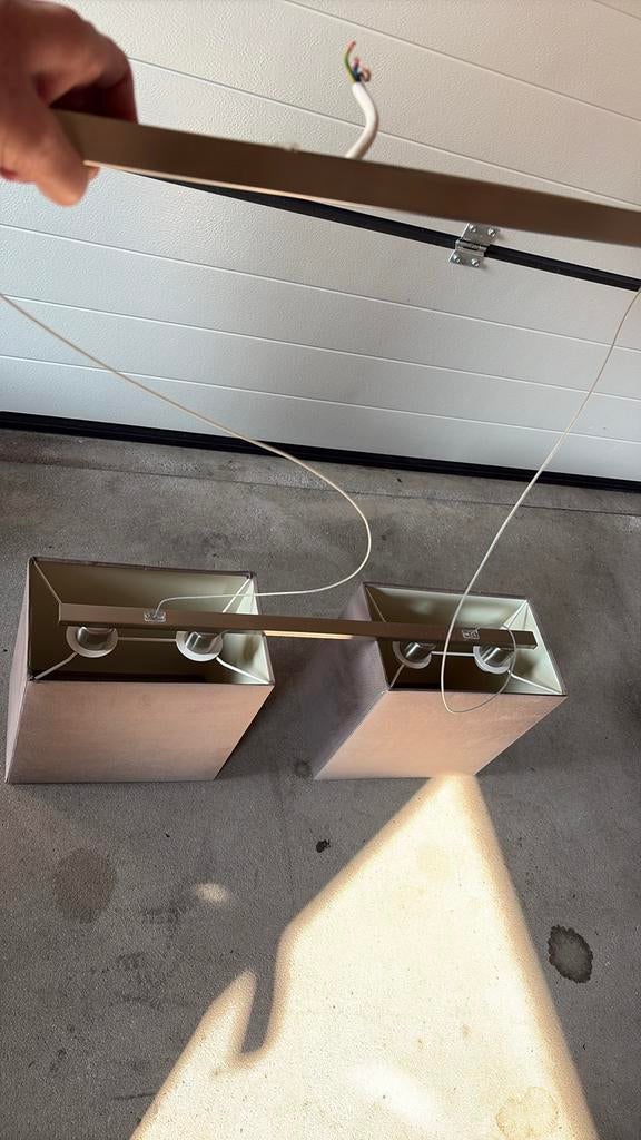 Moderne hanglamp met twee stoffen kappen, Huis en Inrichting, Lampen | Hanglampen, Ophalen, Gebruikt, Stof, 75 cm of meer