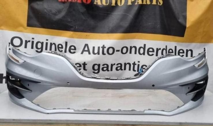 BUMPER Renault Megane 5 IV Facelift VOORBUMPER, Auto-onderdelen, Carrosserie en Plaatwerk, Gebruikt, -, -, Ophalen of Verzenden