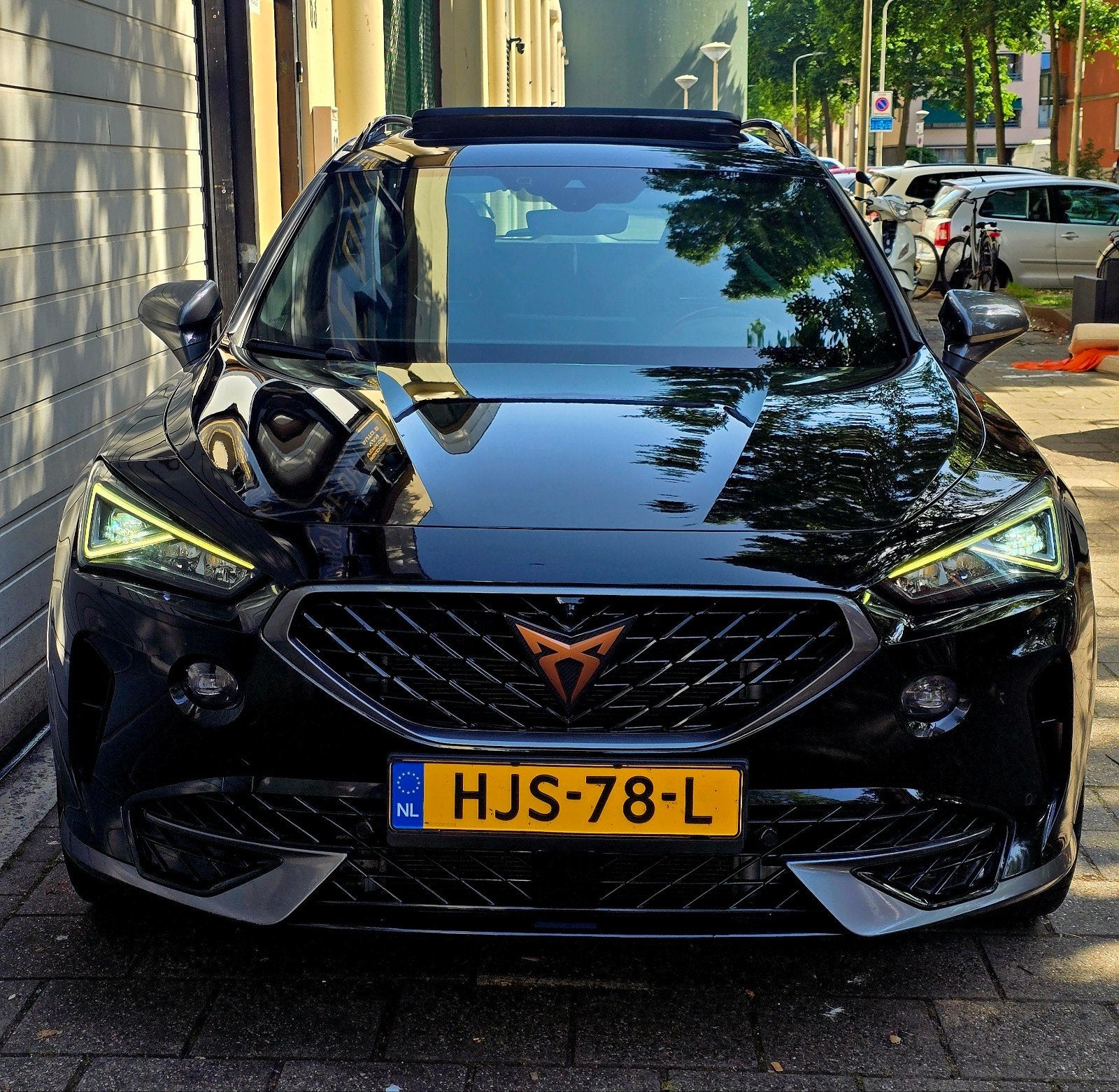 Cupra Formentor VZ 1.4 E-hybrid 245pk/Pano, 4 cilinders, Formentor, Zwart, SUV of Terreinwagen