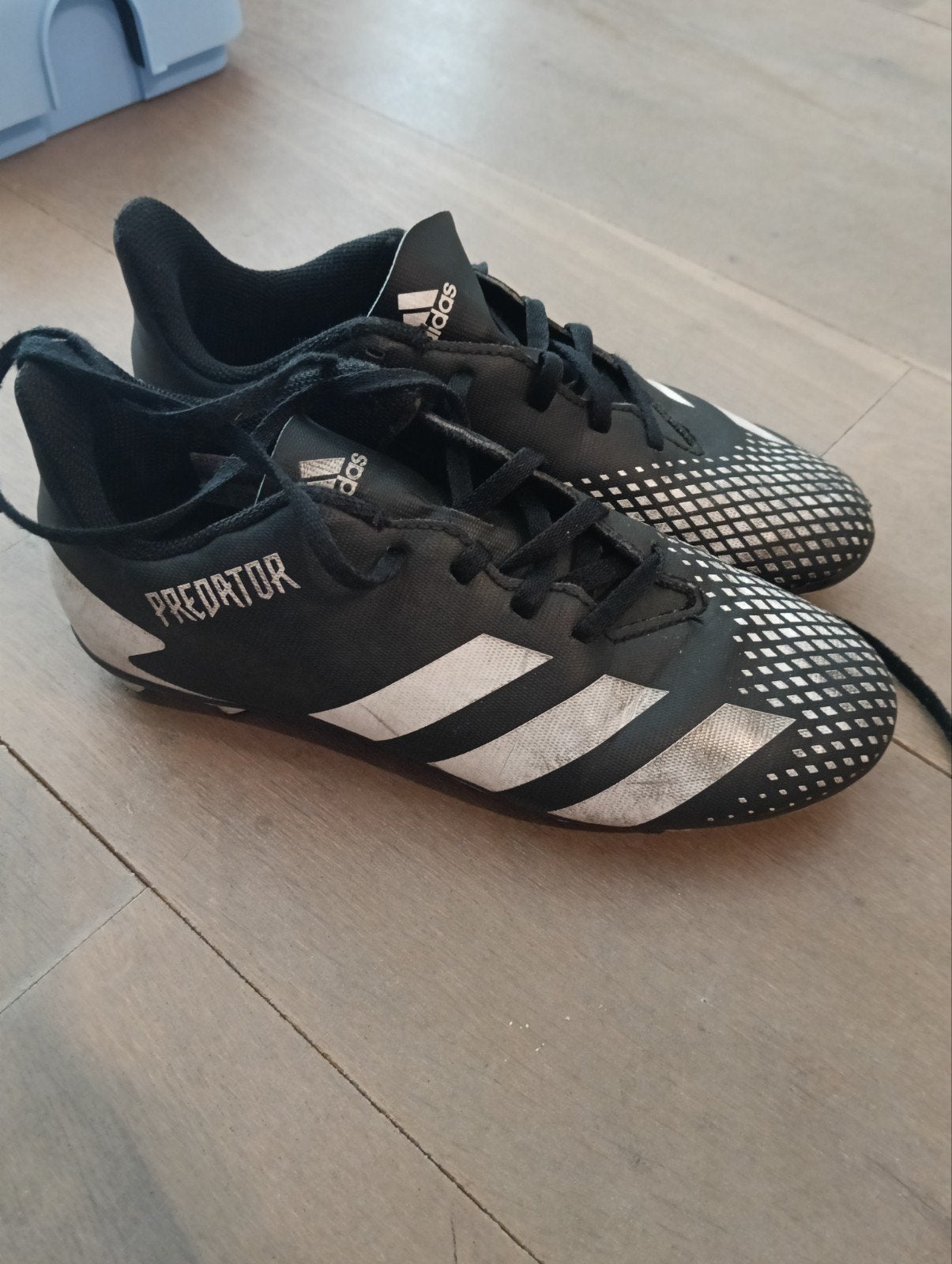 Adidas Predator voetbalschoenen maat 36,5, Ophalen of Verzenden