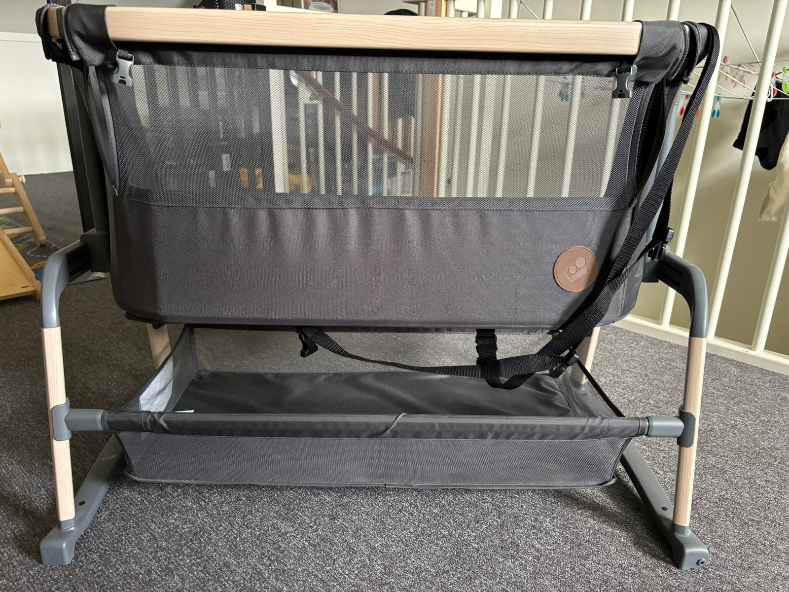 Maxi Cosi Iora Beyond Graphite Co-Sleeper, Kinderen en Baby's, Babywiegjes en Ledikanten, Ophalen, Zo goed als nieuw, Wieg