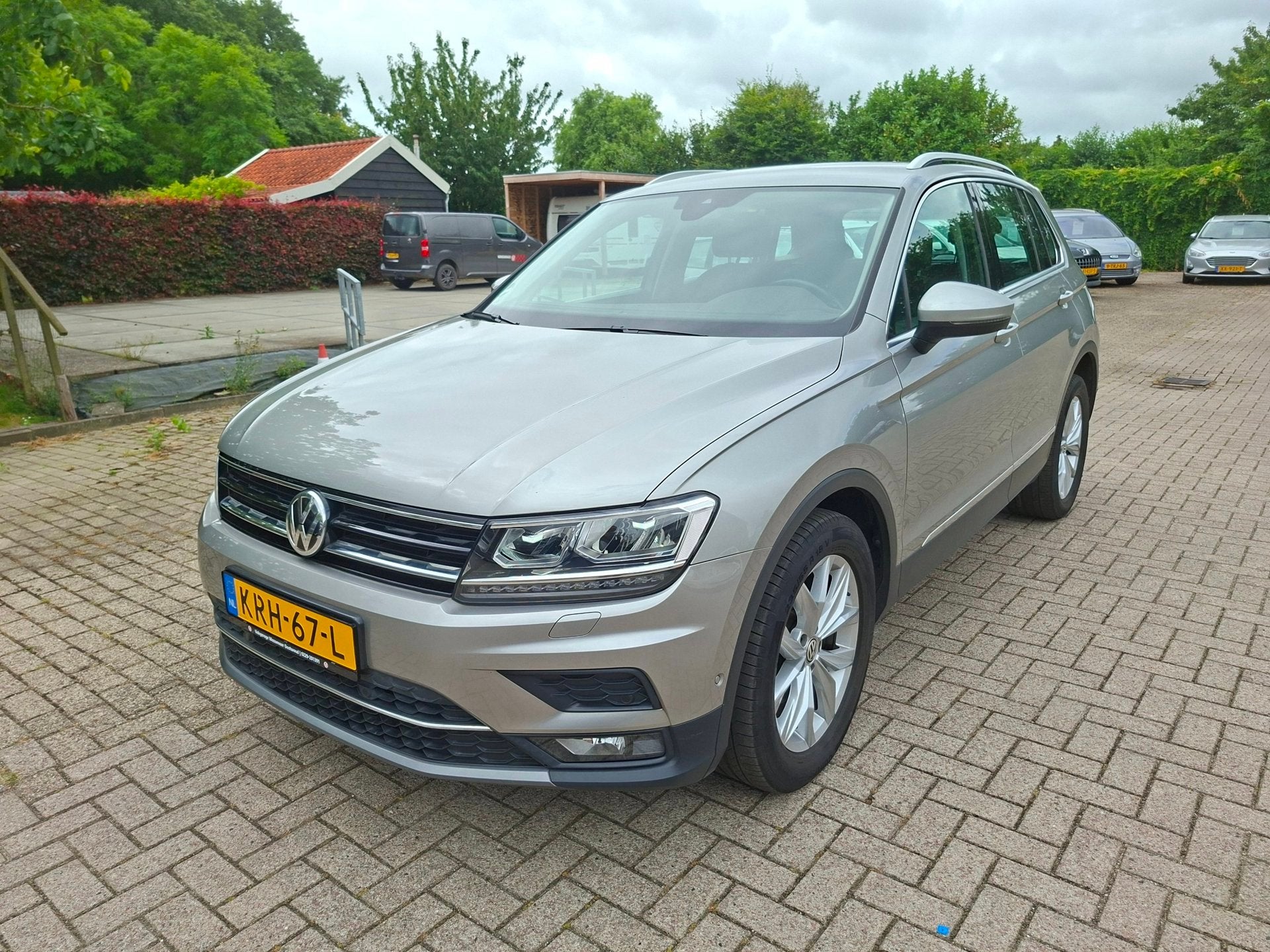 Volkswagen TIGUAN 1.4 TSI 4Motion Highline Business R dsg di, Automaat, 12 maanden, 15 km/l, Gebruikt