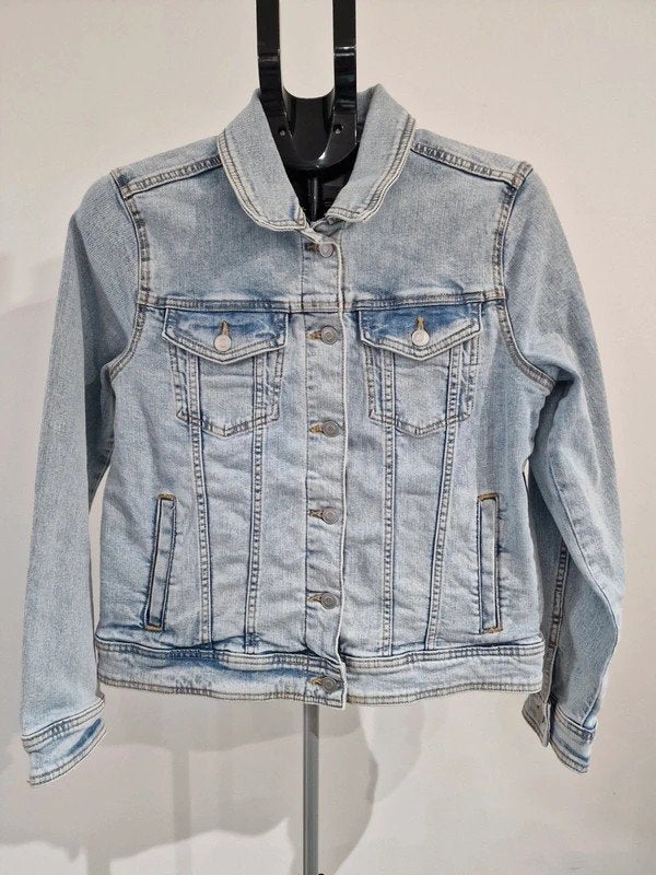 Christian Berg Dames Spijkerjasje Lichtblauw Maat 40, Kleding | Dames, Ophalen of Verzenden, Zo goed als nieuw, Maat 38/40 (M)
