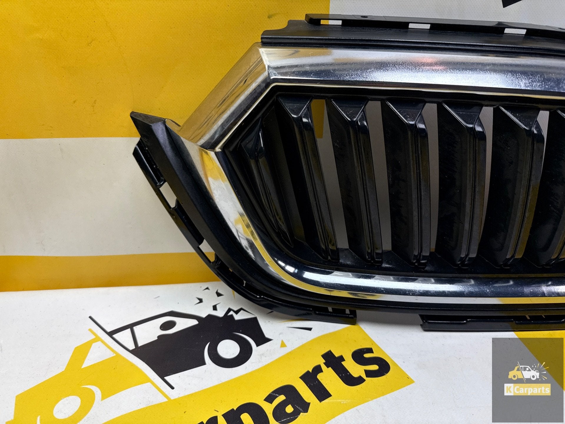 Skoda Octavia 4 Grill Origineel IV 5E3 19-5E3 Grill, Voor, Skoda, Bumper, Skoda Auto a.s.