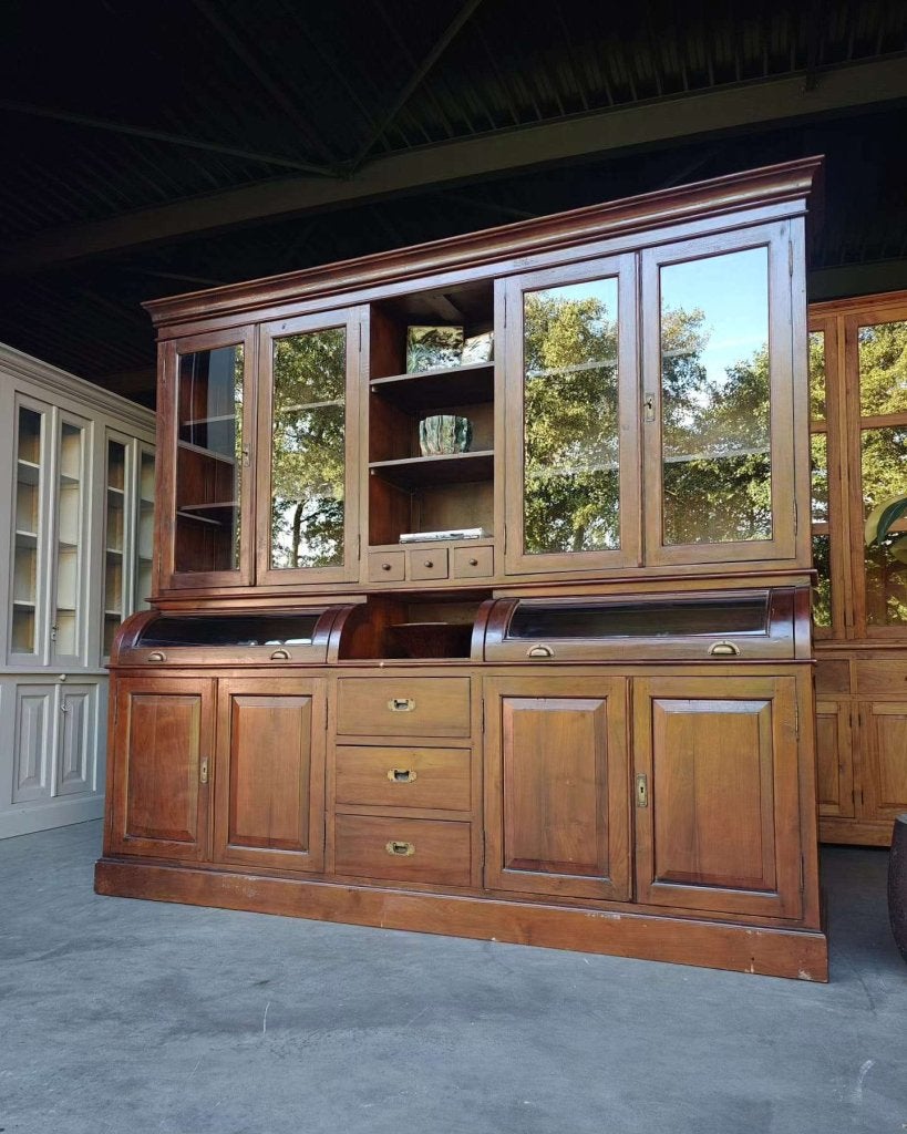 Grote teakhouten winkelkast | Apothekerskast rond glas #9988, Huis en Inrichting, Gebruikt, -, 200 cm of meer, Glas