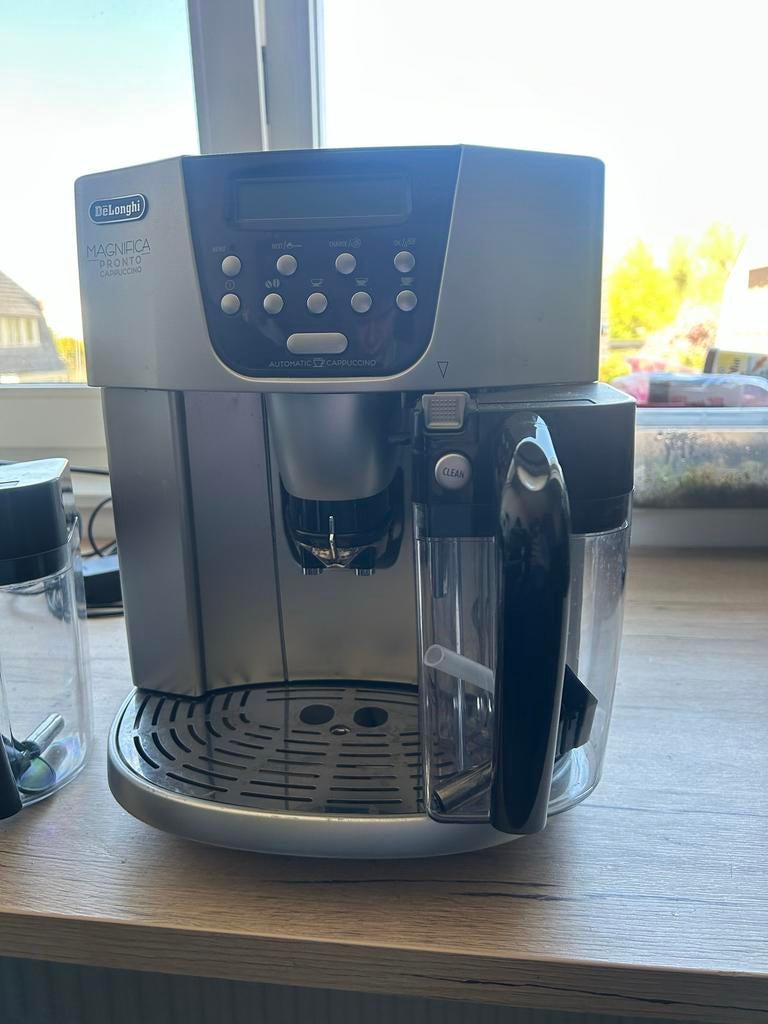 De'Longhi Magnifica Pronto Cappuccino Koffiezetapparaat, Witgoed en Apparatuur, Koffiezetapparaten, Ophalen of Verzenden, Zo goed als nieuw