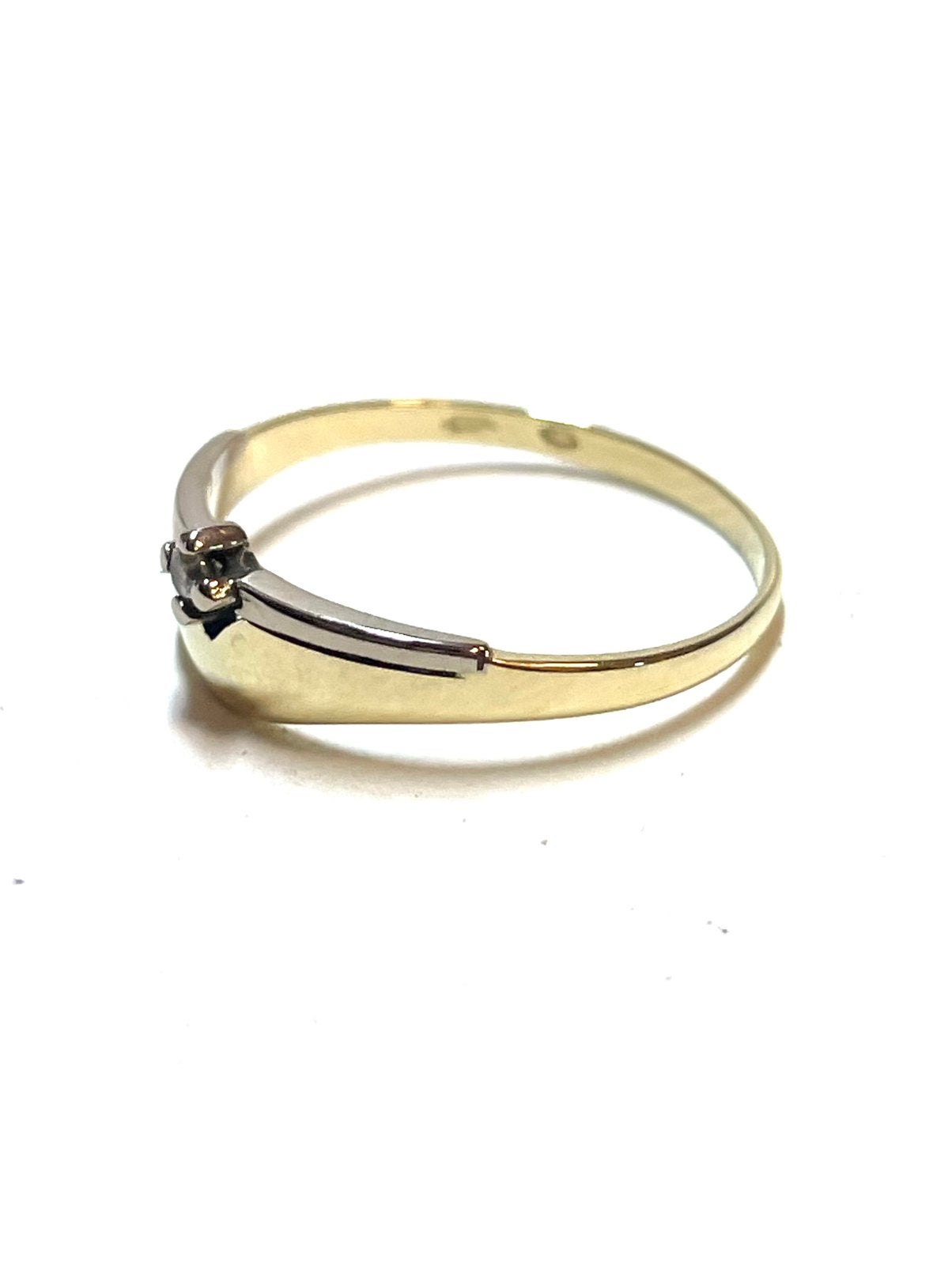 14k geel en witgouden ring met een zirkonia, -, -, Ophalen of Verzenden, Zo goed als nieuw