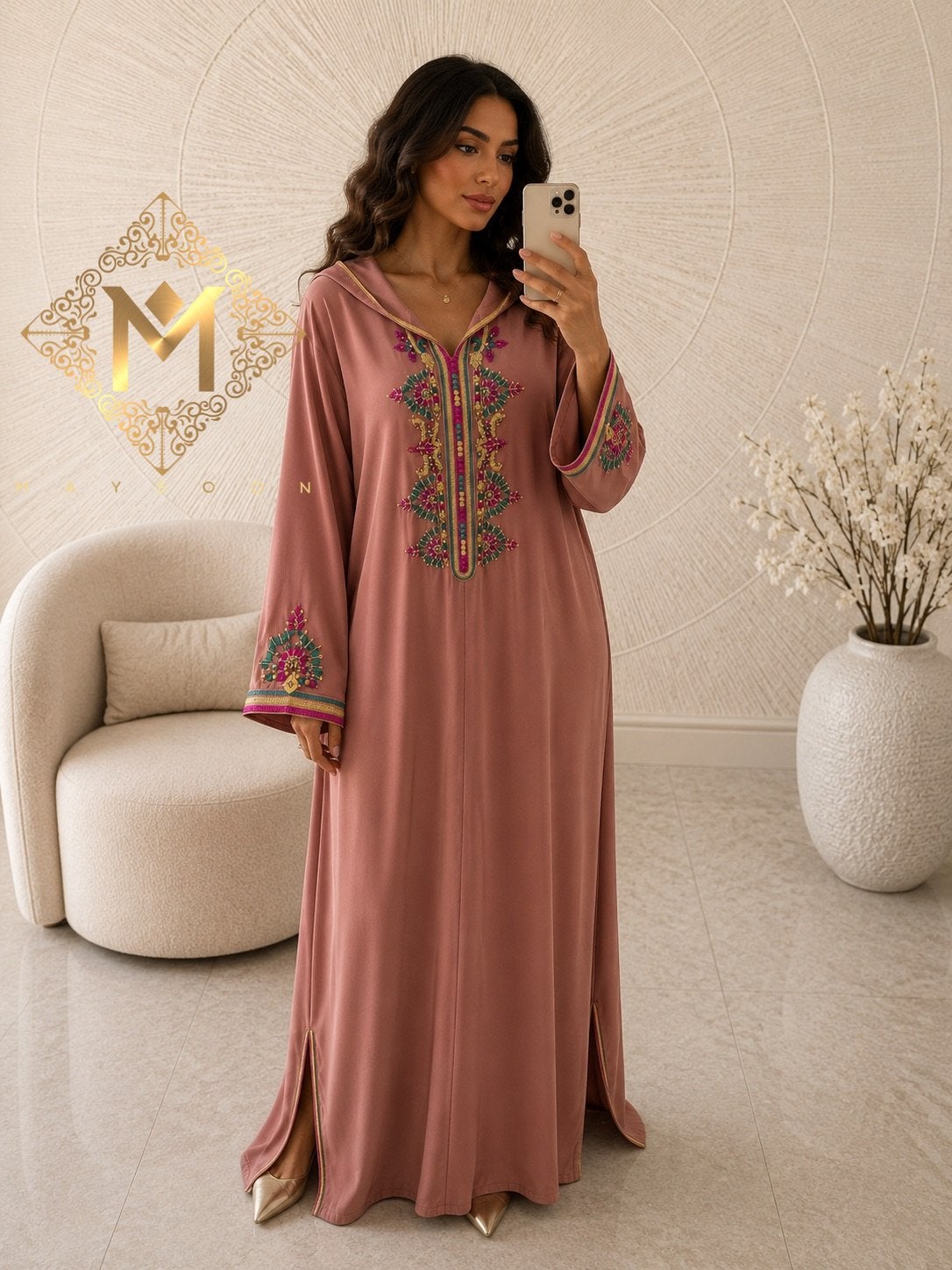 Elegante Roze Kaftan met Borduurwerk, Maat 46/48 (XL) of groter, Nieuw, Ophalen of Verzenden, Roze