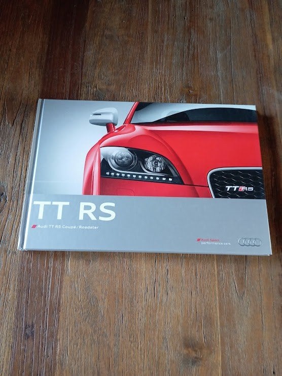 Audi TT RS 10 / 2011 68 pag., Verzenden, Zo goed als nieuw, Audi