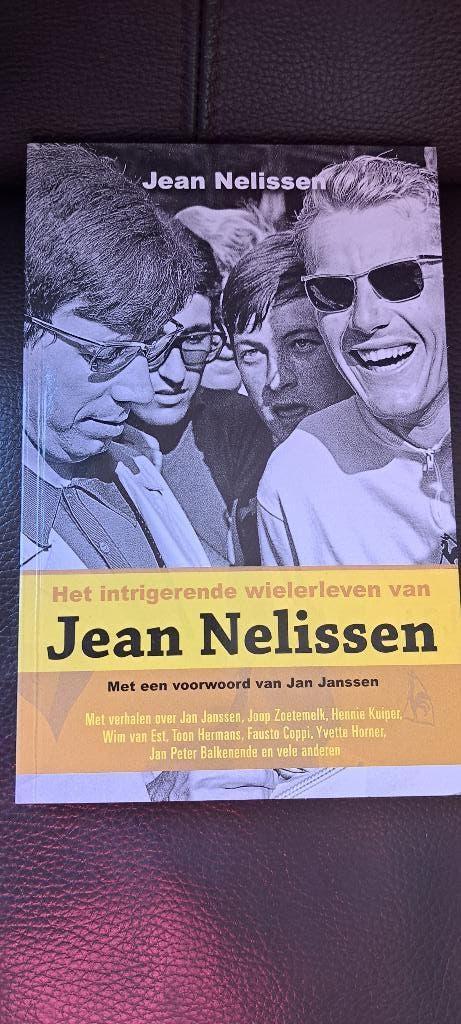 Jean Nelissen, Lopen en Fietsen, Ophalen of Verzenden, Jean Nelissen, Zo goed als nieuw