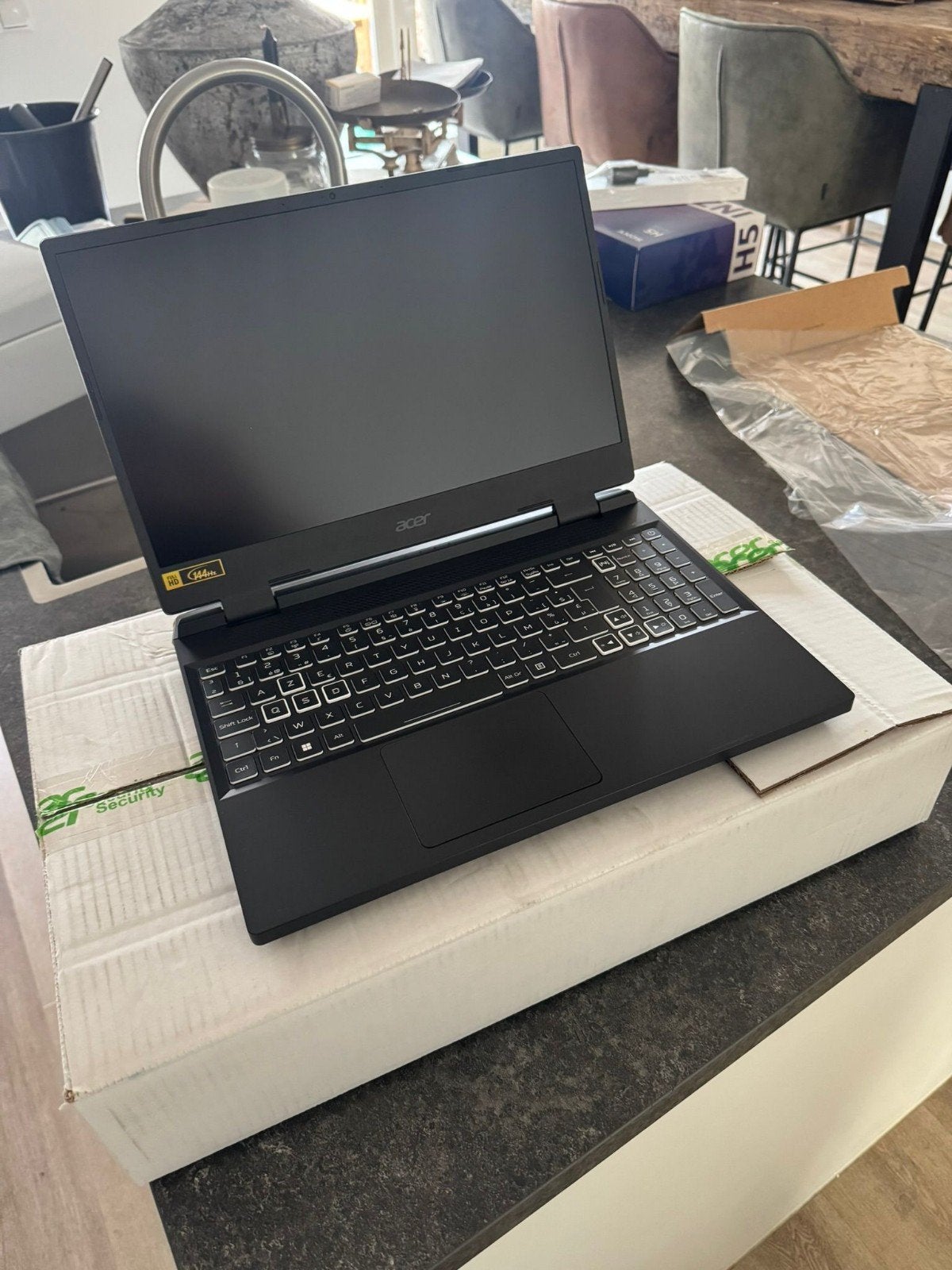 Acer nitro 5 Gaming laptop, Ophalen