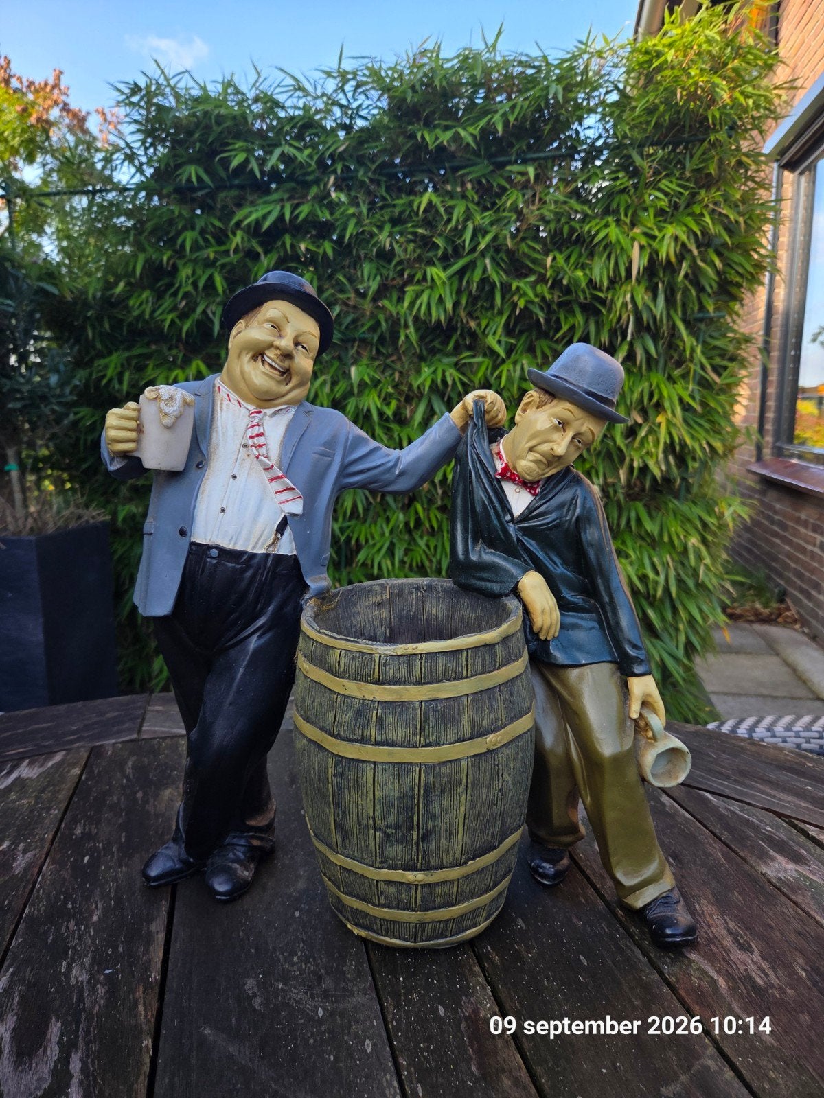 Beeld Laurel en Hardy met vat, Verzamelen, Ophalen, Gebruikt