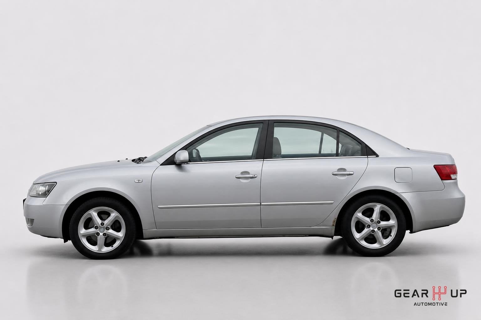 Hyundai Sonata 3.3 V6 Style LEER|CRUISE|CLIMA|STOELVERW|NAVI, Auto's, Hyundai, Gebruikt, 1546 kg, Bedrijf, 3342 cc