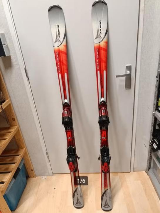 Atomic beta puls magnesium 160cm skis met nette achterkant, Sport en Fitness, 140 tot 160 cm, Gebruikt, Ophalen of Verzenden, Carve