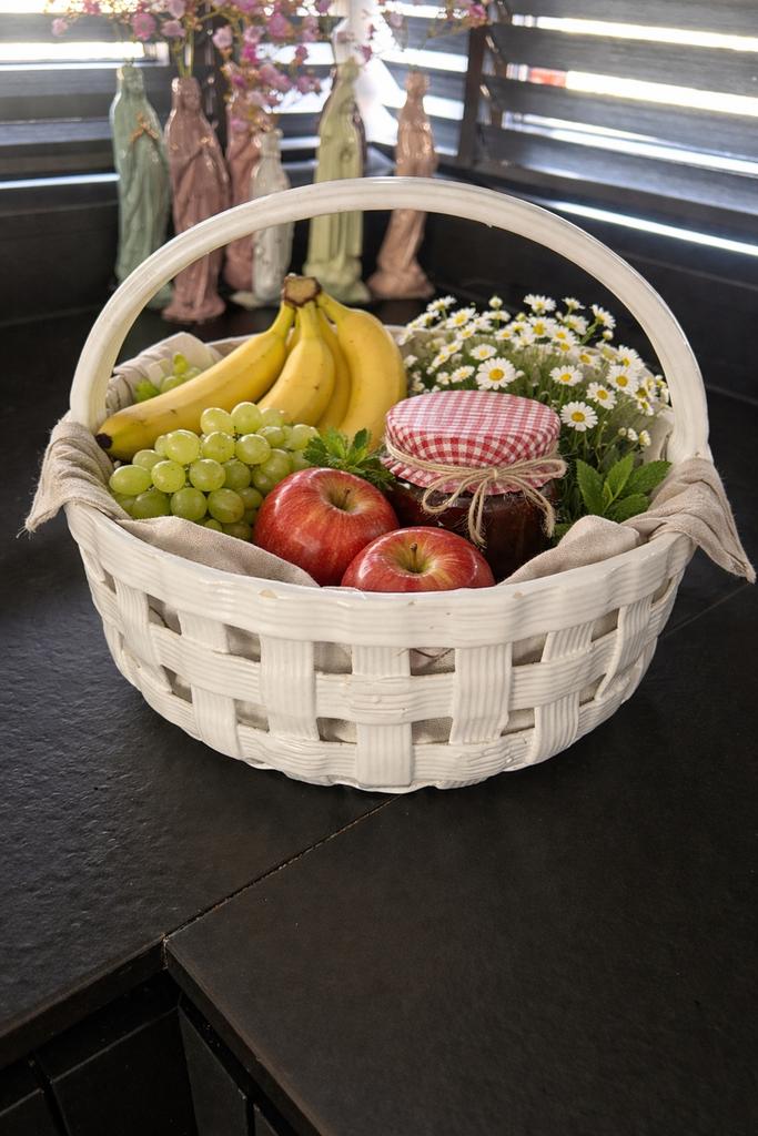 Stenen fruitschaal ( of voor andere doeleinden), Ophalen of Verzenden, Zo goed als nieuw, Rond, Riet