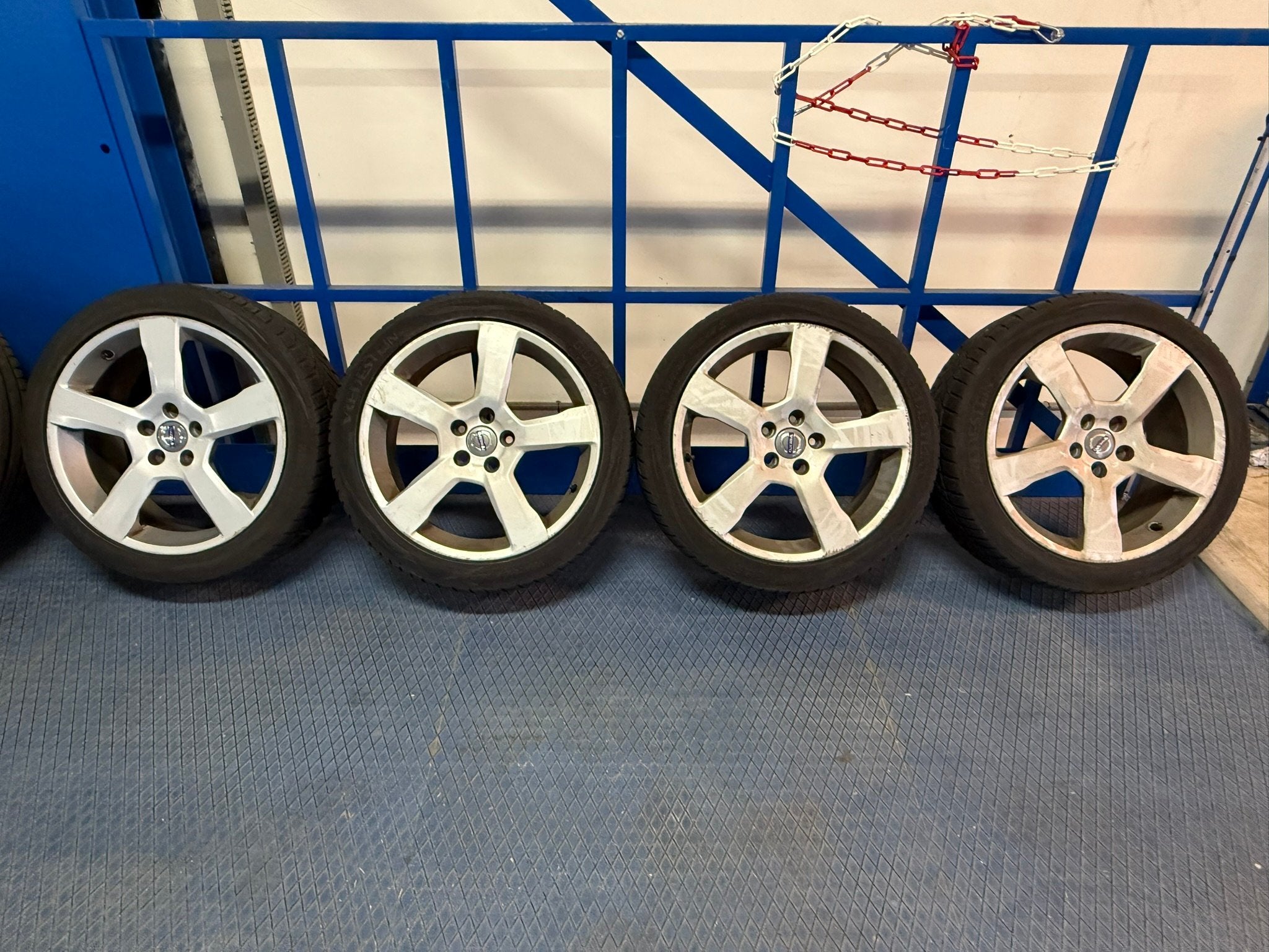 18'' Cratus - V70 - Vredestein Guigiaro - 235/40 R18