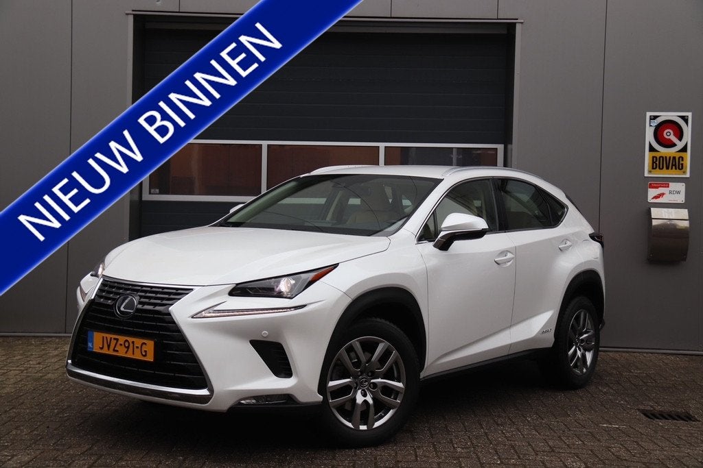 Lexus NX 300h AWD Luxury Line, Stoelverwarming, Camera, Crui, Auto's, Lexus, Automaat, Gebruikt, Euro 6, Leder