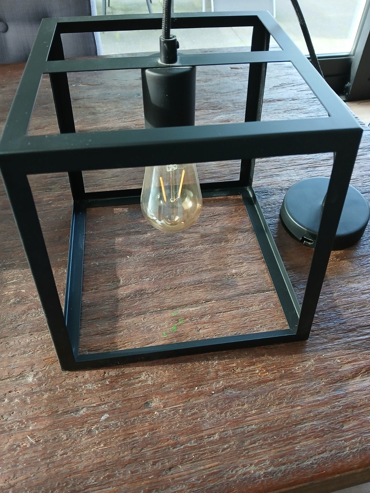 Zwarte Industriële Hanglamp - Kubus Design, Industrieel, Modern, Kubus, Zo goed als nieuw, Metaal, E27 (groot)