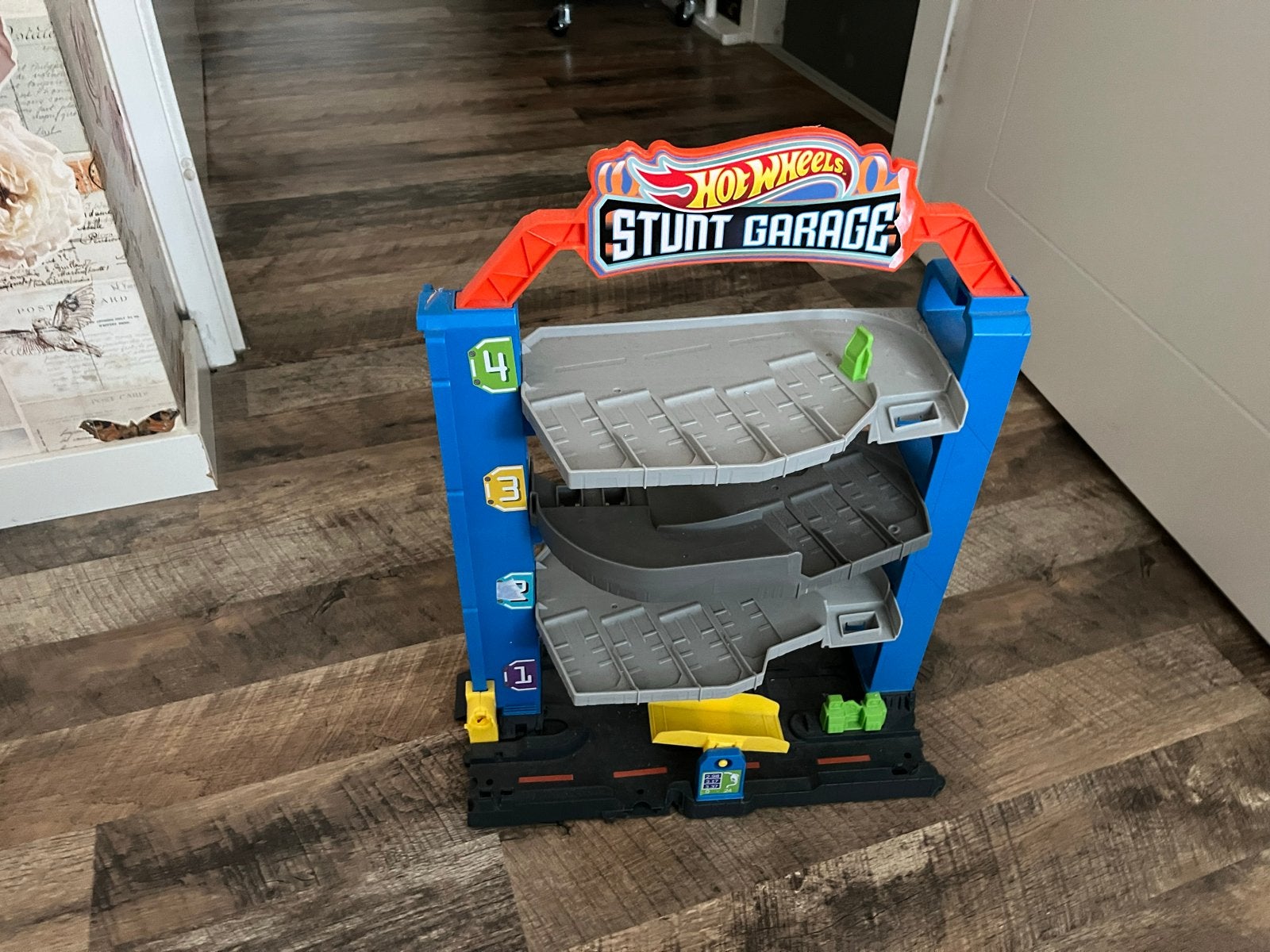 Hot Wheels Stunt Garage - Speelset voor urenlang plezier, Ophalen, Gebruikt