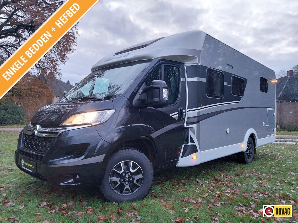 Caravans And Camping Stoere