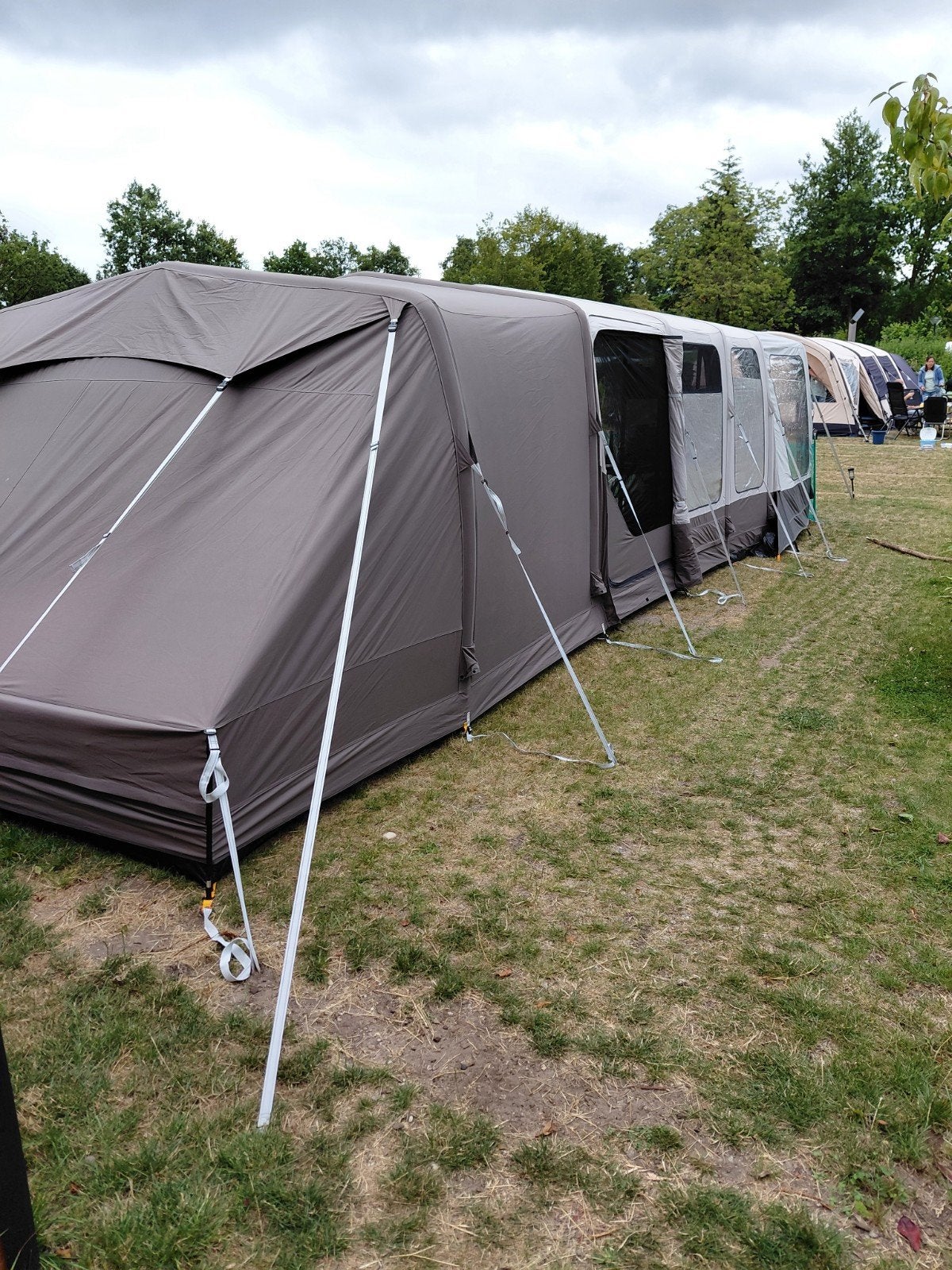 Opblaasbare tent, Caravans en Kamperen, Tenten, Ophalen, Zo goed als nieuw