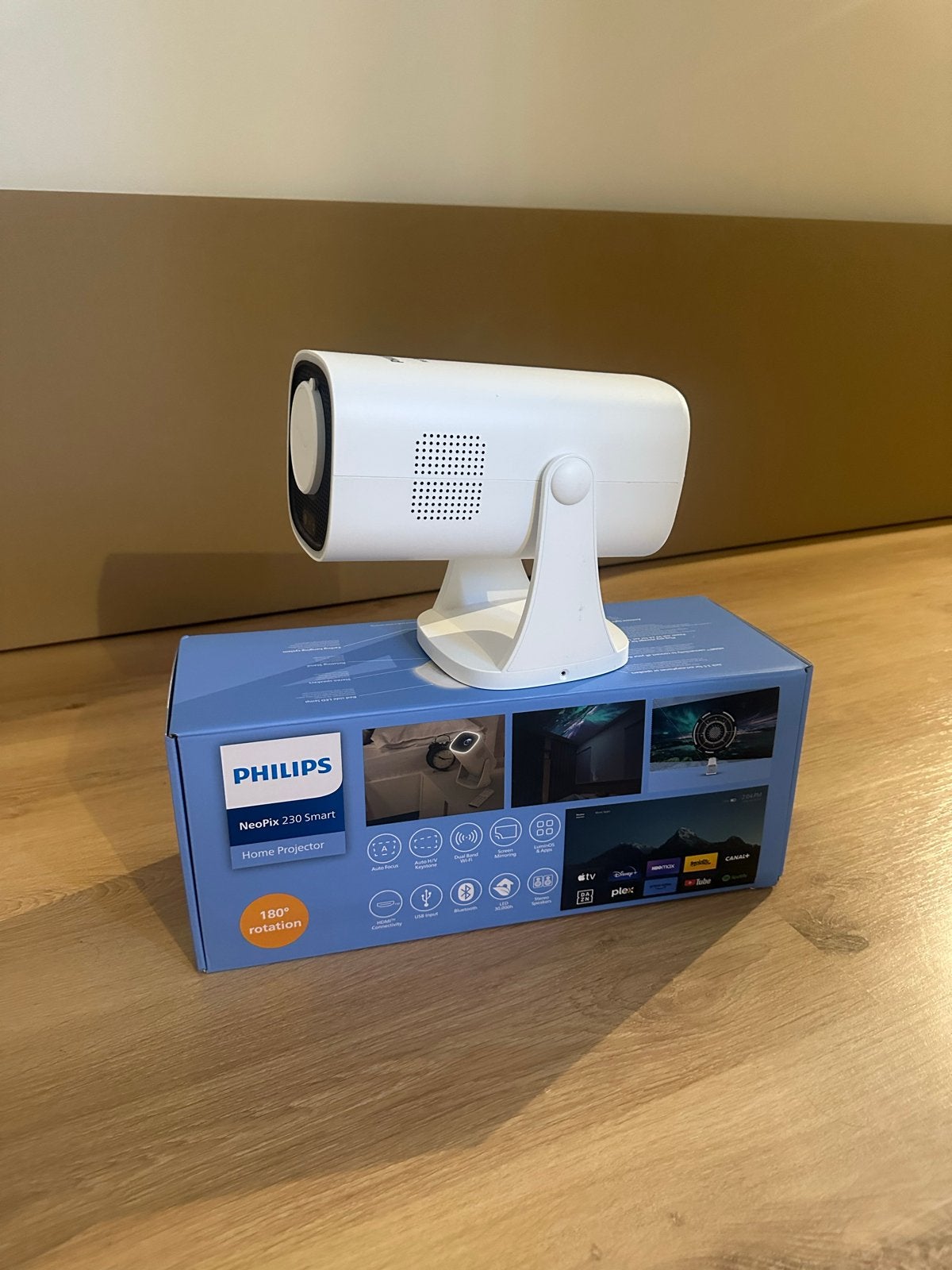 Philips Neopix 230 Smart projector, Ophalen of Verzenden, Zo goed als nieuw, LED, Full HD (1080)