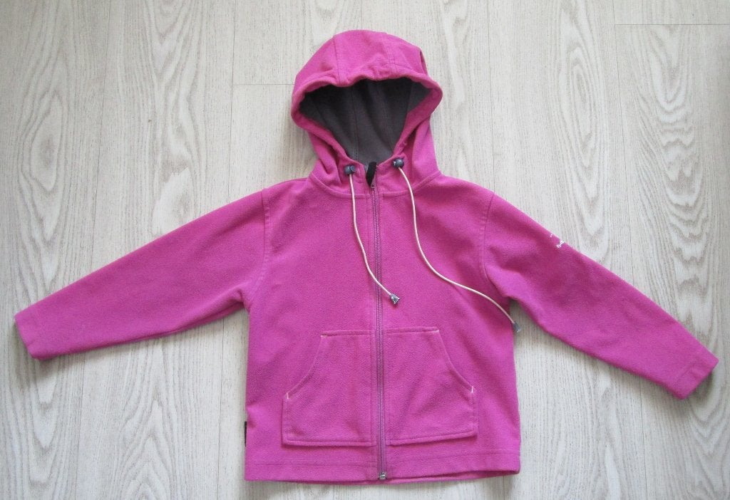 Mallory & Irvine Roze Fleece Jas met Capuchon – Maat 122 cm, Gebruikt, Meisje, Ophalen of Verzenden, Mallory & Irvine