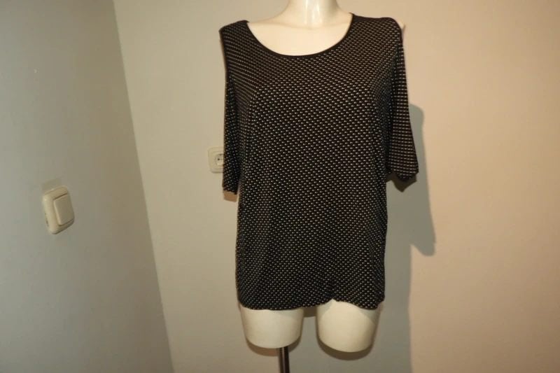 Studio Anneloes zwart shirt open schouders stippeltjes L
