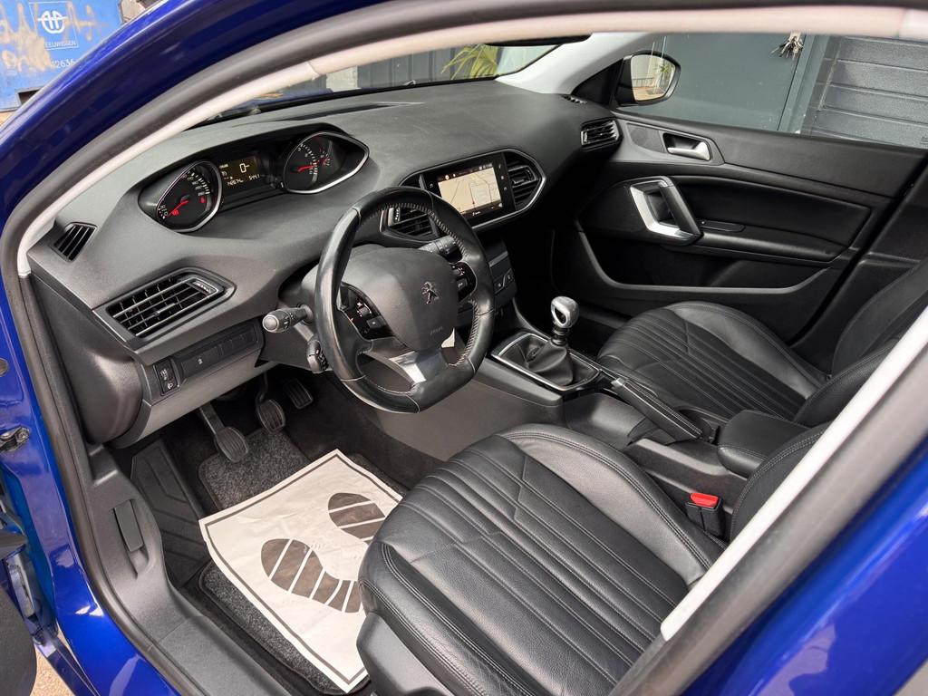 Peugeot 308 SW 1.2 PureTech|NAVI|6BAK|LEDER|CARPLAY|, Gebruikt, Euro 6, 1199 cc, Blauw