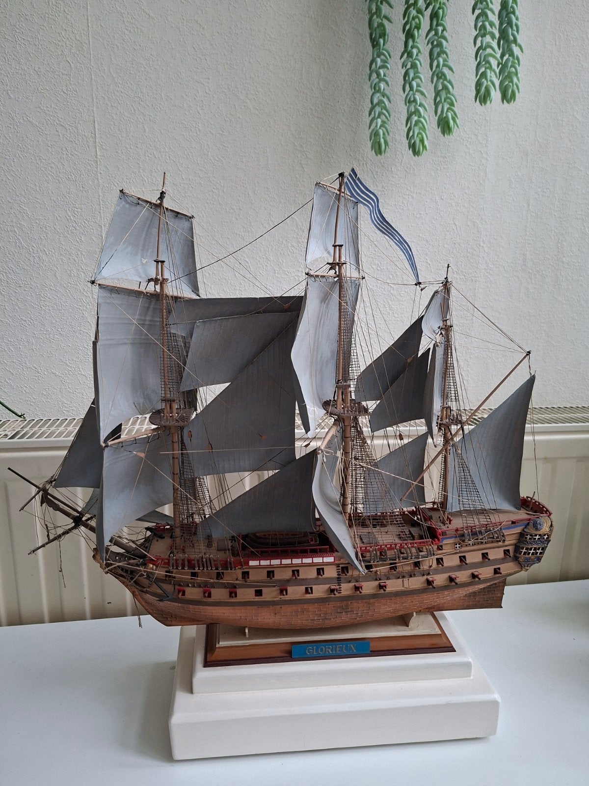 Gebouwd scheepsmodel "GLORIEUX", Hobby en Vrije tijd, Modelbouw | Boten en Schepen, Ophalen, Gebruikt