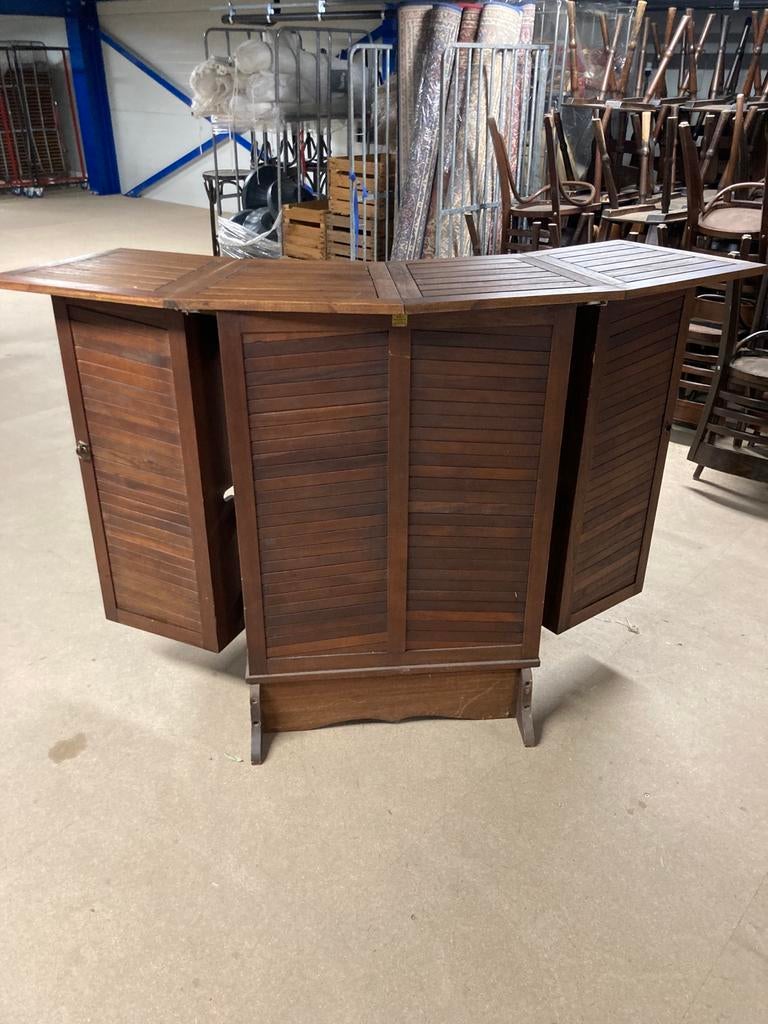 Inklapbare cocktailbar van hout, Ophalen, Gebruikt