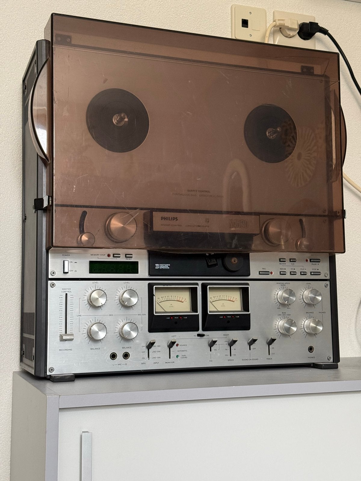 Philips N4520 bandrecorder – goede staat, werkend, Audio, Tv en Foto, Bandrecorders, Ophalen of Verzenden, Bandrecorder, Met stofkap