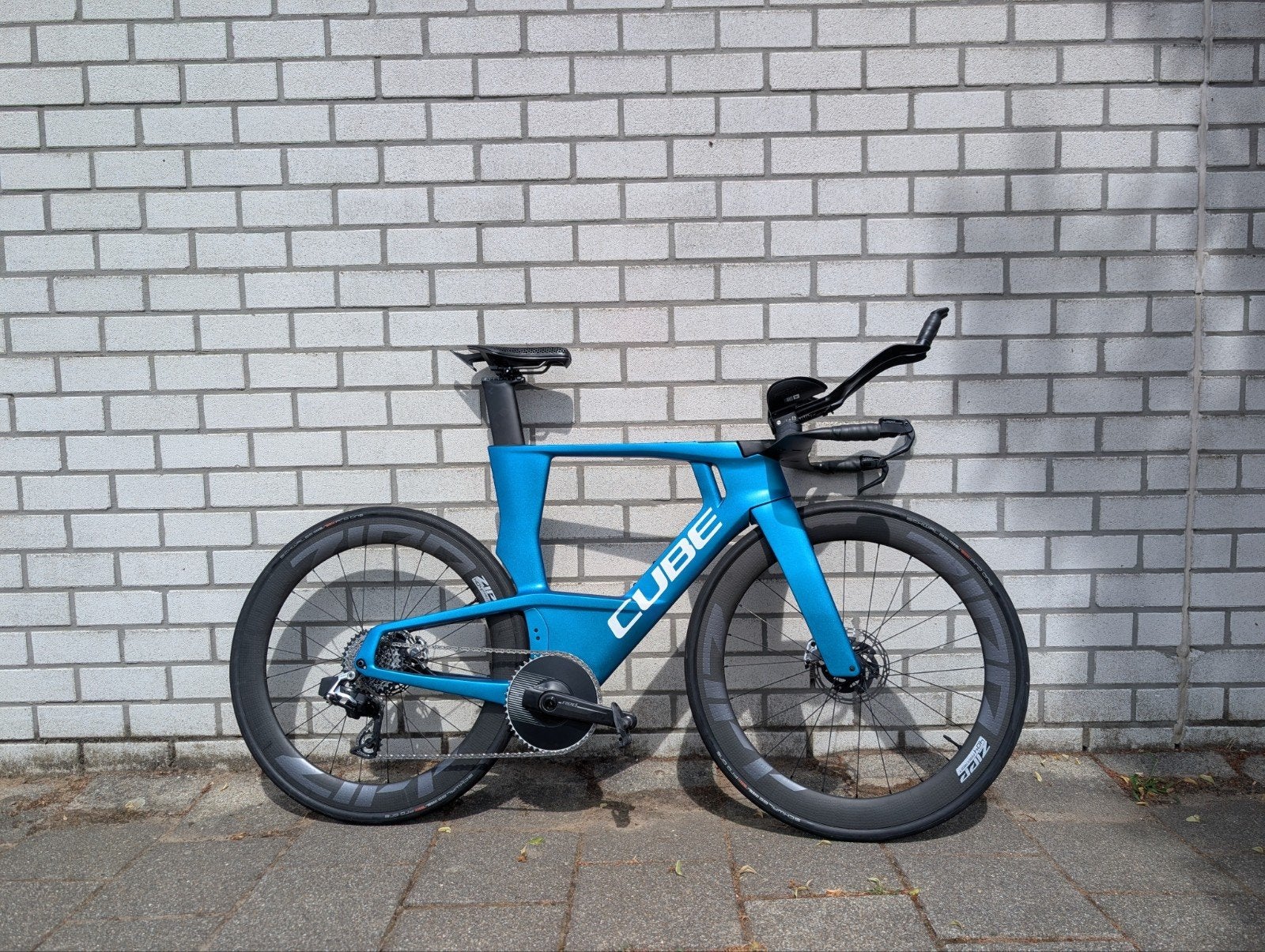 CUBE AERIUM C:68X SLT - Sram Red - Zipp 404 Firecrest, 28 inch, Carbon, 10 tot 15 versnellingen, Zo goed als nieuw