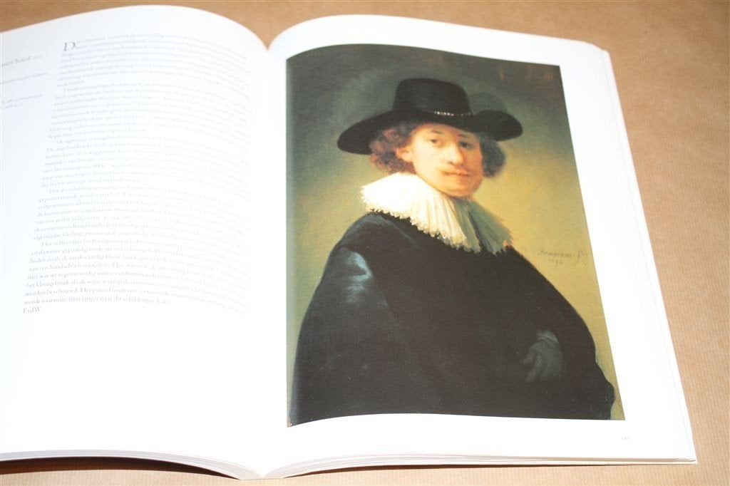 Rembrandt zelf. Het leven van de meester in beeld., Ophalen of Verzenden, Gelezen