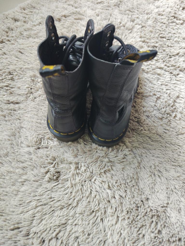 Dr. Martens maat 36 de, Zwart, Lage of Enkellaarzen, Ophalen of Verzenden, Dr. Martens