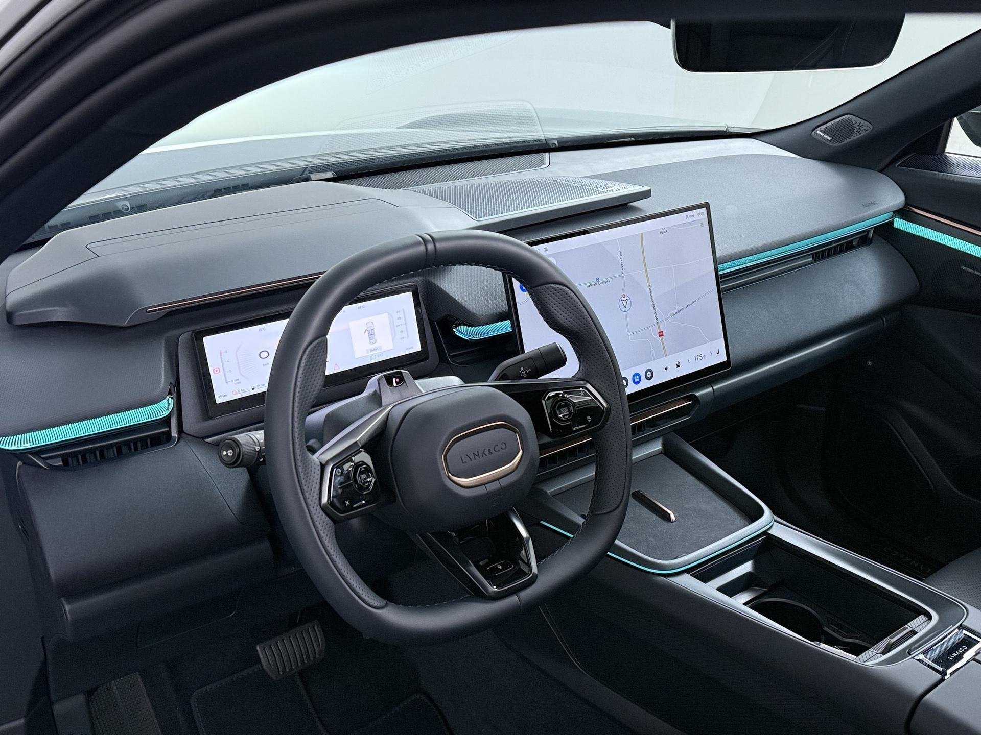 Lynk & Co 08 1.5 More BOMVOL! | 200km elektrisch WLTP! | Mat, Auto's, Gebruikt, Euro 6, 4 cilinders, 2087 kg