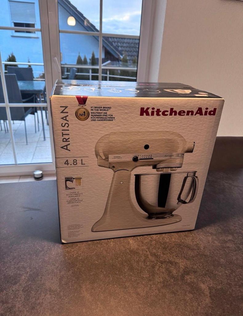 KitchenAid Artisan Almond Nieuw, Witgoed en Apparatuur, Keukenmixers, 4 liter of meer, Ophalen of Verzenden, Zo goed als nieuw