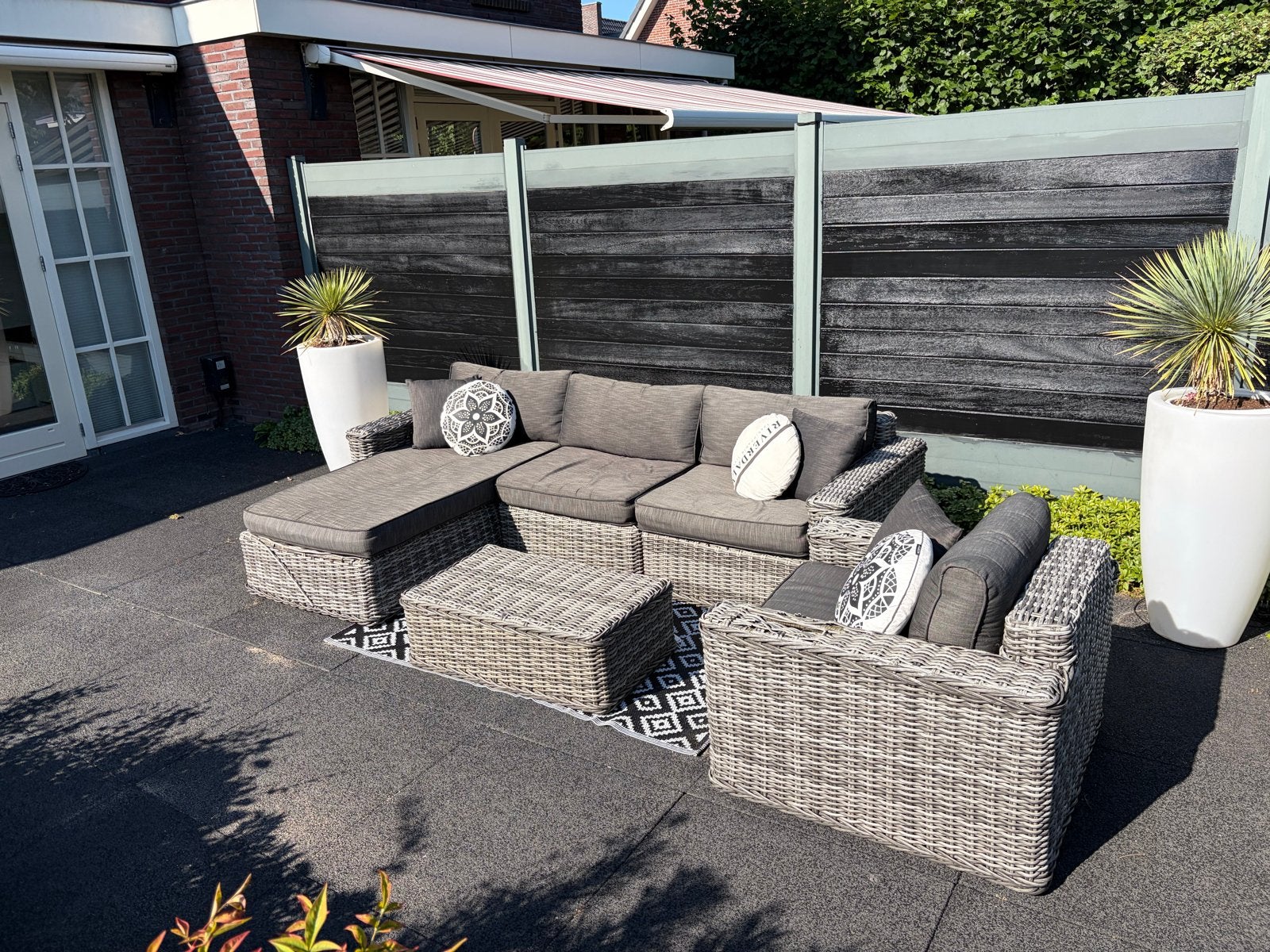 Gratis Rotan loungeset wel ZSM ophalen!, Ophalen, 5 zitplaatsen, Gebruikt, Rotan