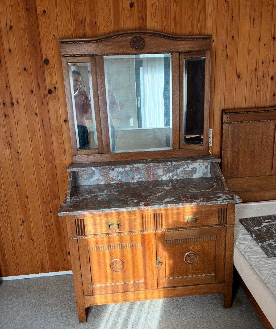 Antieke slaapkamer compleet in Lomm ophalen, Antiek en Kunst, Antiek | Meubels | Bedden, Ophalen